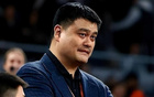 接班姚明不易！李月汝丢护照，男篮主场被黑，门外汉郭振明太难扛